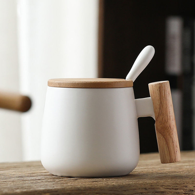 Taza de café aislada nórdica de encargo Matte White Black de cerámica 13oz