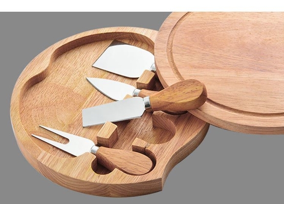 Tablero del queso y regalo de bambú redondos del estreno de una casa del sistema del cuchillo que giran sobre un eje