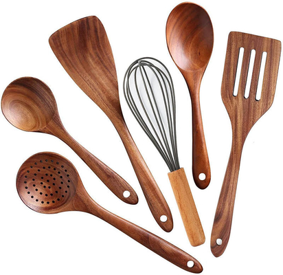 Palillo del sistema de los utensilios de cocinar de madera de la teca de la cocina no